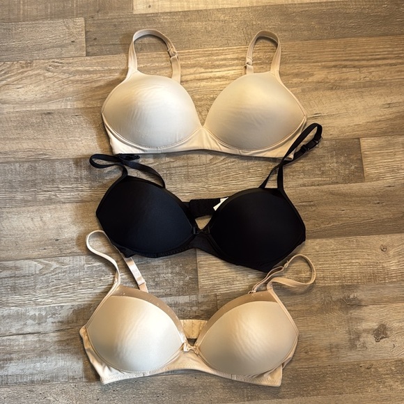 Bundle Warner’s Elegant Classics Bras size 38C - Picture 1 of 11